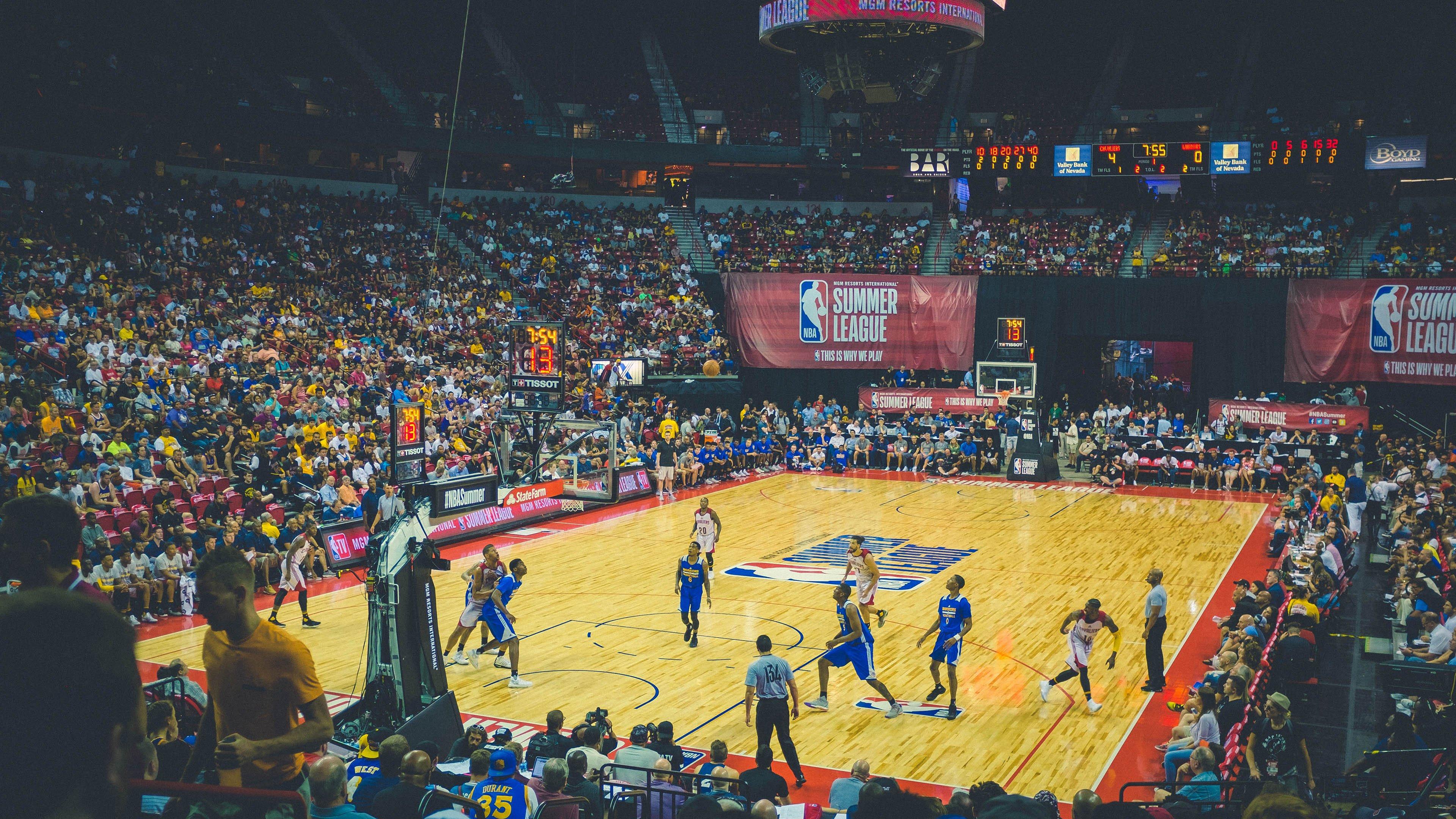 大帝伤病未愈，2亿先生又上手术台！76人豪阵陷困局