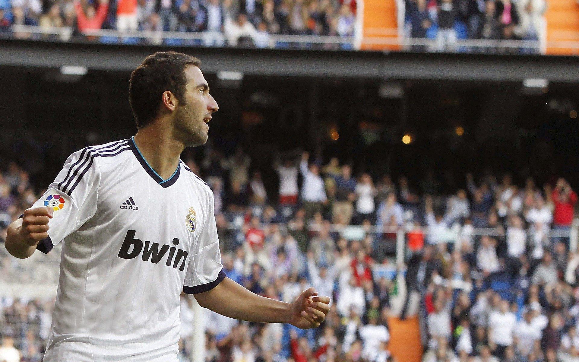 申花新赛季首秀在即，三大新援热身赛有望集体亮相